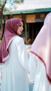 Bergo Terbaru ArRafi AR 537 new // Hijab instan jilbab kerudung krudung Ar Rafi variasi renda memutar simpel cantik adem nyaman terbaru terlaris // Model Simple Bahan Adem