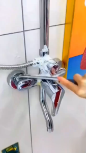 Satu Keluarga Brush Pembersih Celah Serbaguna C1084 Sikat Sela Sudut Dapur Kompor Gagang Panjang