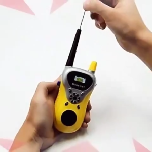 2PCS Wireless Kids Child 50m Range Portable Handheld Walkie Talkie Radio Interphone Two Way Radio