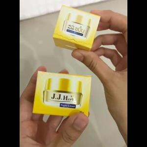 ครีมขมิ้น 1โหล เจเจเฮิร์บ JJ Herb 10กรัม (12ตลับ) แถมเซรั่มแอลวี 1ขวด