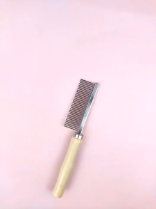 Lược chải lông rụng gỡ rối lông cho Chó Mèo cán gỗ (mẫu mới) - Love Pets Shop