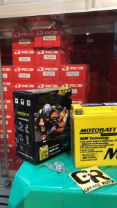 aki accu kering motobatt mbtx7u cbr 150 klx 150 dtracker cbr250rr r25 mt25