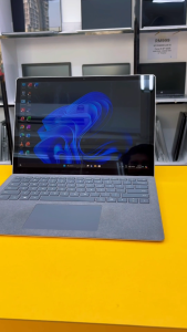 Microsoft Surface Laptop 3/4/5 ( 13.5 inch Touchscreen Core  i7)(10th Gen) Upto 16GB RAM 512GB SSD Window 11