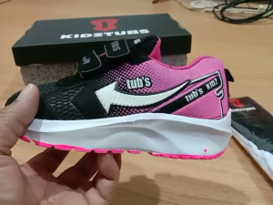 Sepatu Sekolah Anak Perempuan Anak Laki Laki Cewek Cowok Warna Hitam Murah Tali Perekat Rekat Velcro Kecil Tanggung Umur Usia PAUD TK SD SMP SMA Kelas 1 2 3 4 5 6 7 8 9 0 Tahun-KIDZTUBS183261322