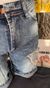 Celana Jeans Pendek Sobek Pria Dewasa / Celana Jeans Pendek Sobek / Celana Jeans Sobek / Celana Jeans Pendek Model Sobek Pria / Celana Jeans Pendek Pria Terbaru / Celana Jeans Pria Terlaris / Celana Jeans Pria / Celana Jeans / Celana Pendek Denim Pria