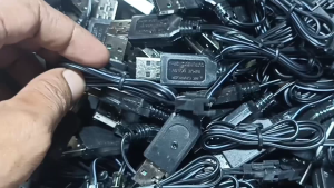 Kabel Cas Mobil RC Model USB Soket Hitam 2Pin Panjang Kabel 50Cm