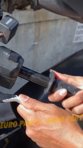 HANDGRIP EURO PART MODEL OCTAGON GRIP OCTAGON KOTAK HITAM KARET LEMBUT PREMIUM IMPORT ORIGINAL HANDFAT HANDEL TANGAN SARUNG GAS HANFAT HITAM FREE KOTAK SUPER SOFT PNP UNIVERSAL MIO FINO GRAND F1ZR VEGA MX KING FERZA BYSON R15 R25 CBR NINJA JUPITER