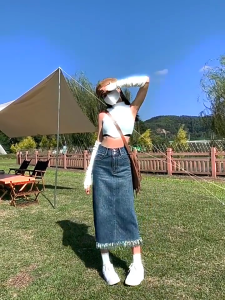 GHAOHES กระโปรงยีนส์ยาวทรงเอ ขอบพู่ วินเทจ เอวสูง กางเกงยีนส์ไม่ยืด ทรงสวยมาก V77