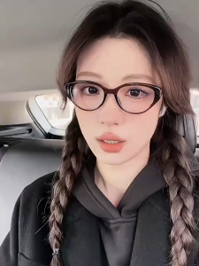 🔥Cc.👍Korean high-end cat-eye black glasses for women anti-blue light round face small glasses GM cat-eye glasses frames for women bare face artifact