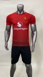 Quần Áo Bóng Đá Manchester United đỏ tay dài logo thêu thun lạnh cao cấp 2024 A1