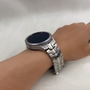 ไม่มีช่องว่างสายนาฬิกาโลหะไทเทเนียม สำหรับ Samsung Galaxy Watch 7 40mm 44mm สายเหล็กสแตนเลส galaxy Watch 6/6 Classic 43mm 47mm 40mm 44mm Metal Strap