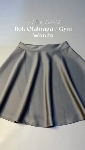 Rok Mini Olahraga Wanita Ringan Untuk Aktifitas Running Senam Yoga Sepeda Zumba Dll