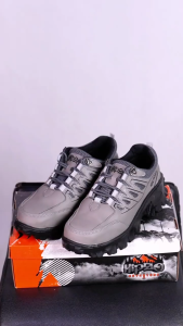 HIPZO Sepatu Safety Boots M62 Ujung besi Untuk Pria Kerja Proyek Tambang Pabrik Safety Shoes kulit for man