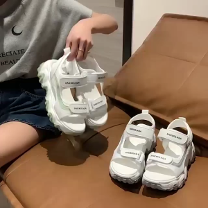 Sandal Korea Terbaru Casual Sandal Wanita Korean Style Kekinian Trendy Fashion Chungky Sol Tinggi