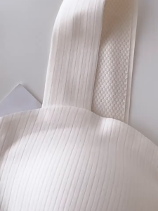 B-6507 บราไร้โครง ยกทรงไร้โครง ไร้ขอบ (แบบสวม)