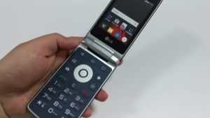 LG Wine Smart LG H410 Quad Core 3.2 Inches 1GB RAM 4GB ROM 3.15MP Camera 4G LTE Android Flip Cellphone