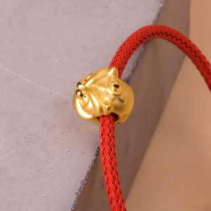 Chow Sang Sang 周生生 Charme Blessings & Culture 999 Gold Lion Dance Charm 90023C (Bracelet Not Included)