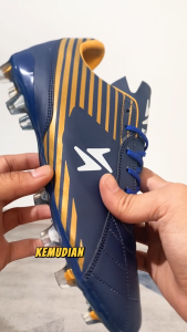 Kick Athletic - Sepatu Sepak Bola Pria Velocity Boost FG ShineS tep Navy Gum/White