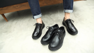 Mens High-End Fashion Martin Boots with Soft Leather leather shoes loafers leather shoes Adrian Dr. Martens