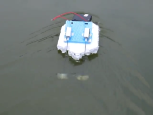 Bộ KIT làm tàu thuyền mini gồm 2 motor 180 300 130 2 chân vịt 36mm 2 khớp nối 2 tấm nhựa và phụ kiện DIY Stem - HM0357