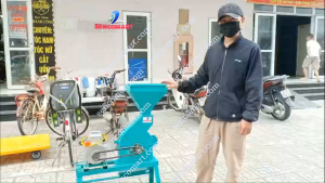 Sàng Nghiền Vỡ Ngô Gắn Máy Nghiền Tre Làm Bằng INOX