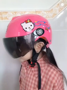 หมวกกันน็อคเด็ก หมวกนิรภัยเด็ก ฟ้า/เหลือง/ชมพู มีหลายสีให้เลือก วัสดุหนา ปลอดสารพิษ และไม่เป็นอันตราย เปลือกแข็งแรงทนทานต่อการตก