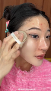 FV Radiant Skin Essence - Long-Wear Foundation Oil Control Nourishing (30g) ® FV亮肤精华粉底液 - 持久控油、滋养肌肤、透亮妆感 (30g)