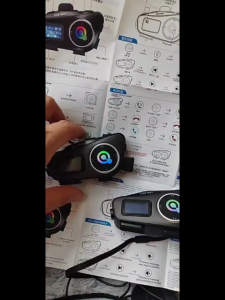 Q58Max Helmet Intercom Support for Music Sharing LCD Display Supper Voice Assistant FM SD Card IP65