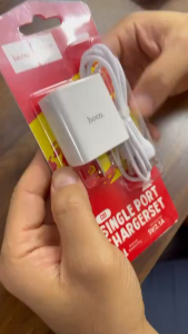 [ HCM ] Bộ sạc cáp Hoco C81 cổng USB 2.1A đầu Micro Type-C dây dài 1m - Chính hãng- Cốc sạc Hoco C81 sạc nhanh 2.1A 1 cổng sạc USB chất liệu PVC an toàn dành cho iPhone Samsung Huawei Xiaomi Oppo