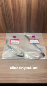 Lidah Tensioner CB150 LED / CBR 150 LED / SONIC / Supra GTR / CB150X K56 Original Honda NP530\\n\\n Informasi Produk\\n\\nLidah Tensioner LED Honda CB150 adalah suatu komponen penting pada motor yang membantu menjaga kinerja mesin secara optimal. Produk ini tersedia dalam satu set kode K56 dan cocok digunakan untuk beberapa model motor Honda, yaitu CB150 LED 2015 - 2025, CBR 150 LED 2016 - 2025, Sonic 150, Supra GTR, dan CB150X.\\n\\n Spesifikasi Produk\\n\\nLidah Tensioner LED Honda CB150 memiliki dua nomor part:\\n\\n* 14510-K56-N00 (LULUS SCAN BARCODE)\\n* 14611-K56-N00 (LULUS SCAN BARCODE)\\n\\nProduk ini merupakan barang original Made in Japan dan sisa import. Harga yang tertera sudah termasuk harga satu set 2 barang.\\n\\n Kompatibilitas dengan Motor\\n\\nLidah Tensioner LED Honda CB150 kompatibel dengan beberapa model motor Honda, yaitu:\\n\\n* CB150 LED 2015 - 2025\\n* CBR 150 LED 2016 - 2025\\n* Sonic 150\\n* Supra GTR\\n* CB150X\\n\\n Cara Penggunaan dan Pemasangan\\n\\nBerikut adalah langkah-langkah pemasangan Lidah Tensioner LED Honda CB150:\\n\\n1. Pastikan motor sudah dalam kondisi mati dan tidak ada listrik yang mengalir.\n2. Buka kap mesin motor dan temukan bagian lidah tensioner.\n3. Angkat lidah tensioner lama dan ganti dengan lidah tensioner baru.\n4. Pasang kembali semua komponen yang sudah dilepas.\n5. Mulai motor dan periksa kinerja mesin.