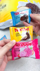 Naraya Naraball 80gr Wafer Salut Cookies Ball Melted Halal Chocolate Vanilla Strawberry