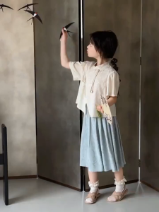 LHM Váy Bé Gái Váy Cho Bé Gái 10 Tuổi Quần Áo Của Con Gái Váy Trẻ Em Màu Kem Cho Bé Gái Bộ Đồ Trung Quốc Mới Mùa Hè Bộ Đồ Thân Trên Mới Cho Trẻ Em Bộ Đồ Hai Mảnh