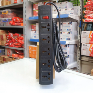 Ổ Cắm Điện 5 Lỗ 3 Chấu Đa Năng Lõi Sứ Có Breaker Tự Ngắt Điện Quá Tải 5T SOPOKA