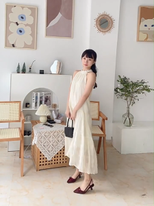 1 Inch Red Pointed Toe Sandals: Spaghetti Heel Slingbacks