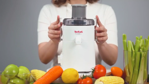 TEFAL เครื่องสกัดน้ำผลไม้ เครื่องแยกกาก รุ่น ZE370138 - สกัดน้ำผลไม้ เครื่องแยกกาก