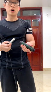 Dây nhảy thể lực đàn hồi 29m lõi thép kháng lực màu đen hỗ trợ luyện tập thể dục thể thao tại nhà