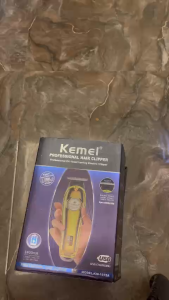 Tông đơ chấn viền Kemei KM 1972 lưỡi sắc bén động cơ bền bỉ