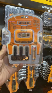Đèn pin đội đầu INGCO HHL013AAA8 dùng pin 3AAA