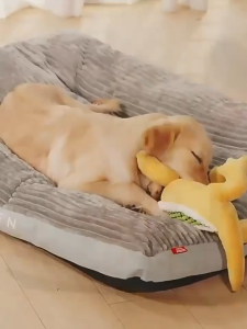 เสื่อสุนัขนอนกับแบบหนา ขนาดใหญ่ เสื่อชั้นฤดูหนาวที่ถอดออกได้และล้างทำความสะอาดสุนัขฤดูหนาวสุนัขขนาดใหญ่