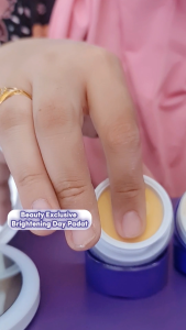 𝐋𝐚𝐥𝐨𝐭𝐮𝐬𝐤𝐢𝐧 Daily Sunscreen Pink