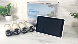 tuya กล้องวงจรปิดไร้สาย พร้อมจอ กันน้ำ / ทนฝนและแดด Tuya Smart Wifi CMKS-A04