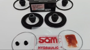 CALIPER KIT SAM KARET SEAL KIT REM CAKRAM DEPAN KUDA GRANDIA BENSIN DISEL MR407903