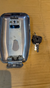 {\n \"article\": \" TUTUP TANGKI RXKING RX KING RXK LOKAL CROM