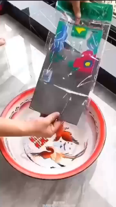 Magic Cloth For Wiping Glass Mirror Car Wind Shield Table Top and Windows Without Any Watermarks