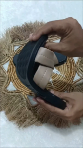Sandal Wanita DV003: Nyaman & Empuk untuk Berbagai Aktivitas