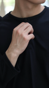 BROGUY Kaos Lengan Panjang Henley Combed 24s