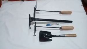 Sekop Cangkul Garukan Paket berkebun isi 3 produk