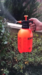 AIR WATER SPRAYER HAND PUMP