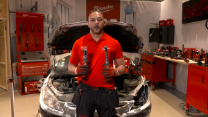 MIWLAUKEE M12 FUEL™ 3/8" 47NM EXTENDED REACH HIGH SPEED RATCHET M12 FHIR38LR-0