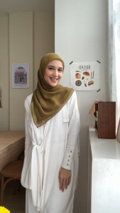 Lozy Hijab Anniversary - Paris Signature Lozy (Hijab Paris Japan Exclusive New Label)